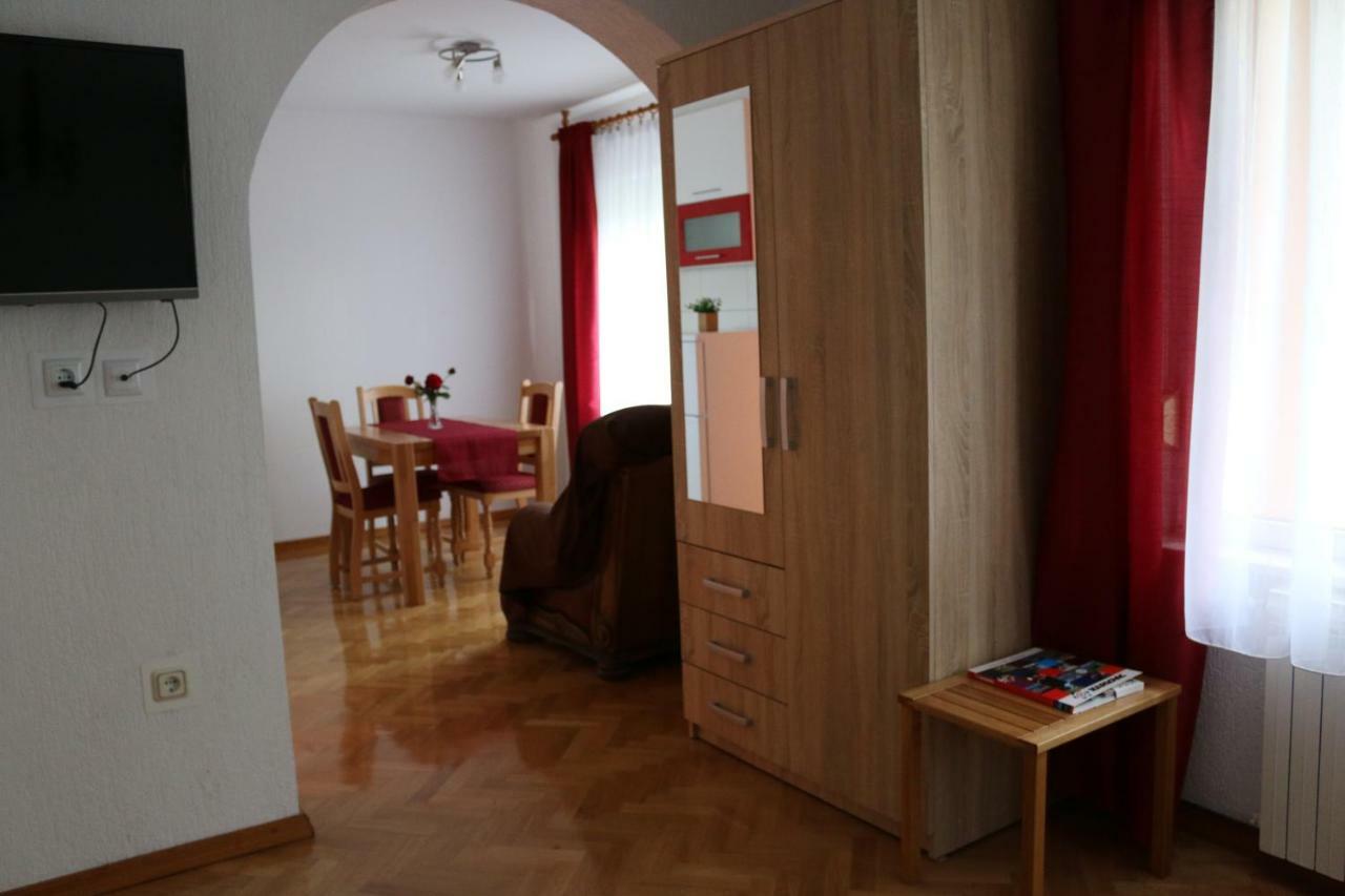 House Bogovic Apartment Karlovac Exterior photo